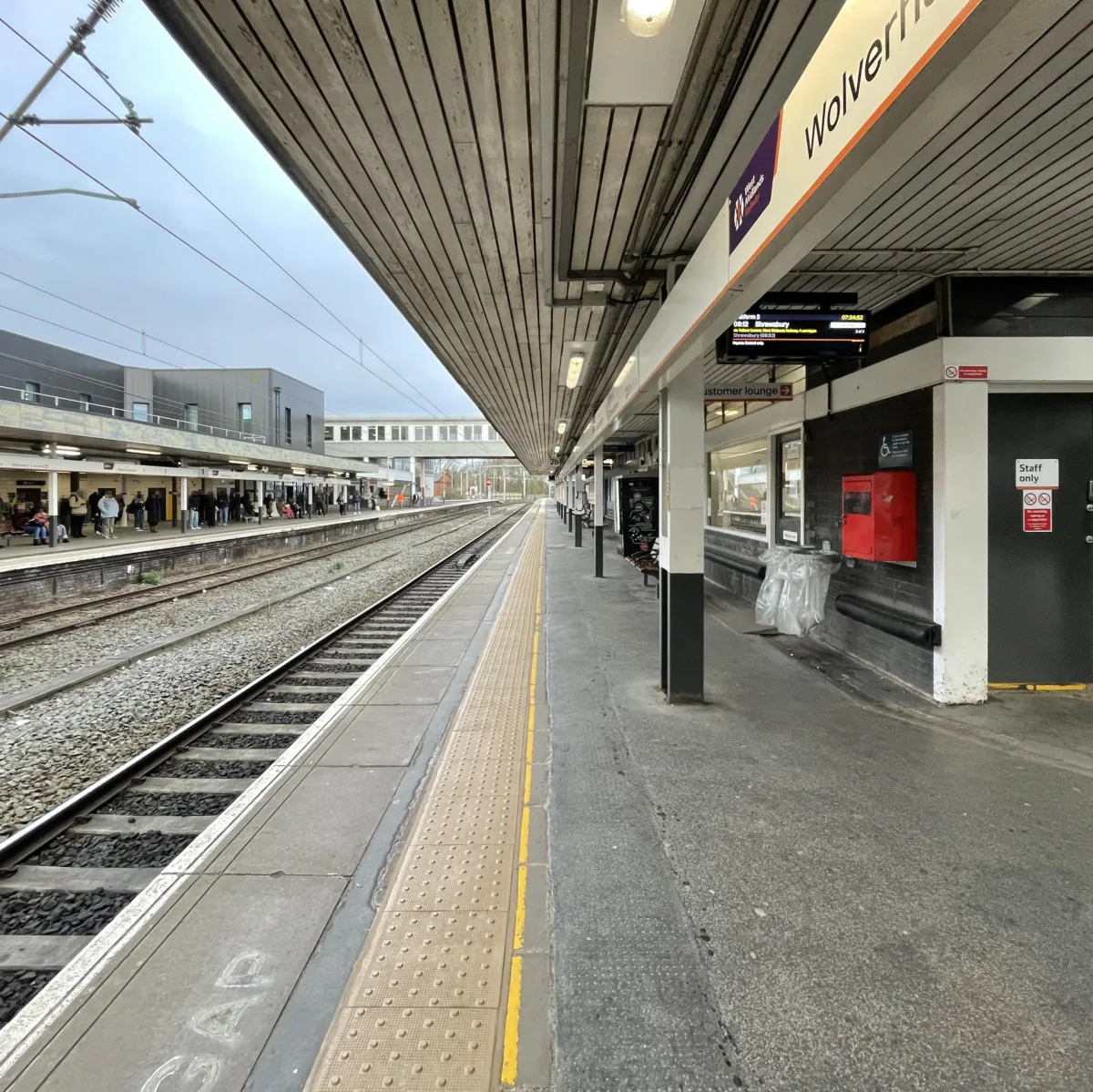 Wolverhampton Platform 2