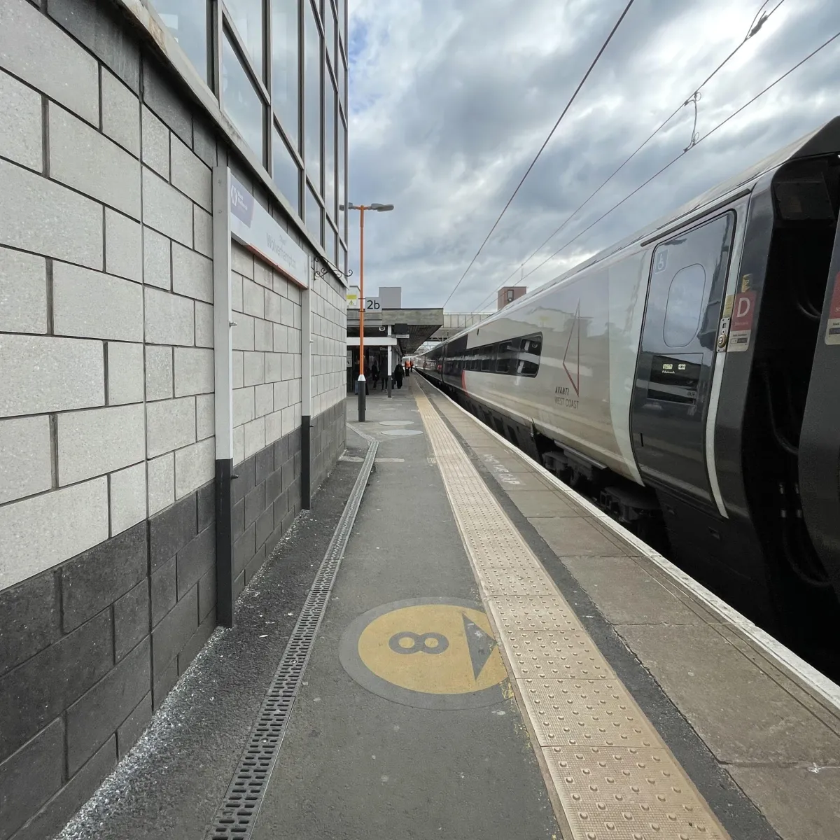 Wolverhampton Platform 2