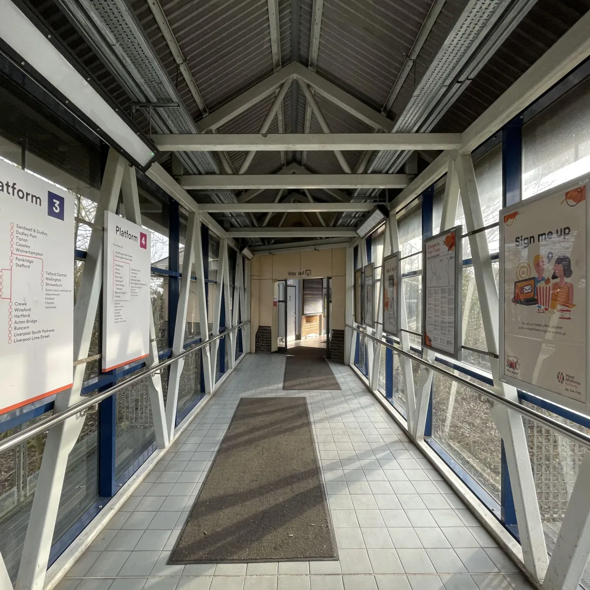 Smethwick Galton Bridge Platform Walkway 