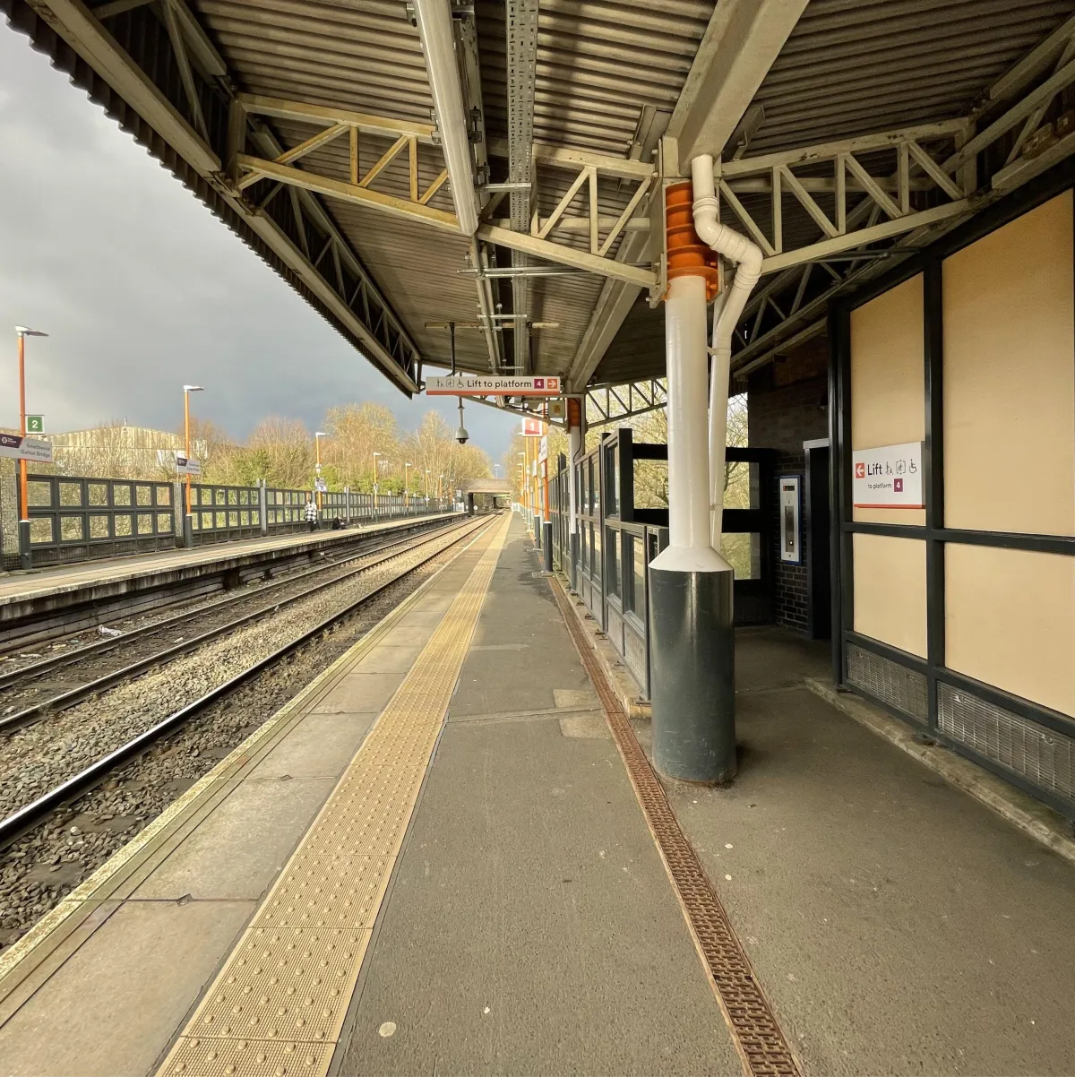 Smethwick Galton Bridge Platform