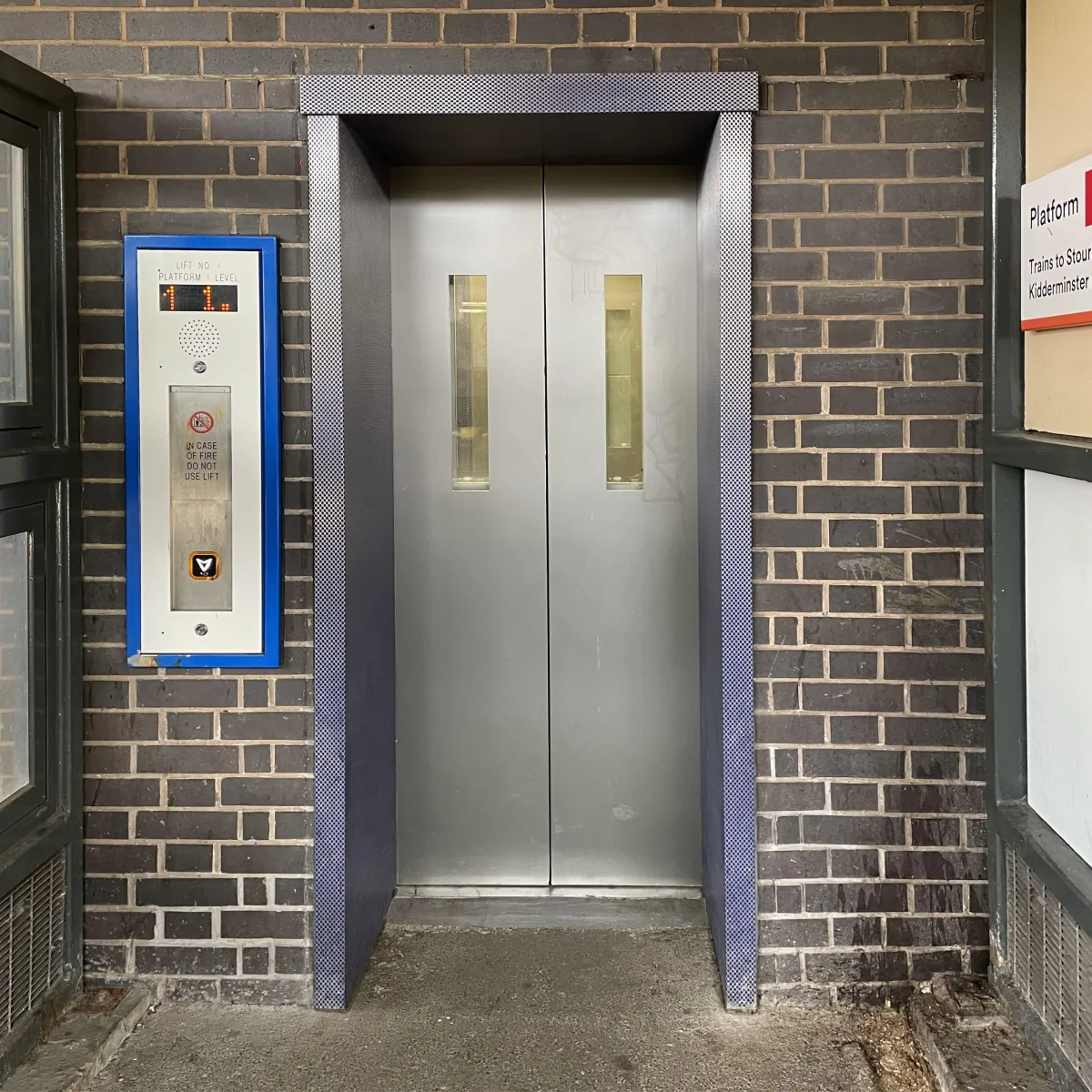 Smethwick Galton Bridge Platform Elevators
