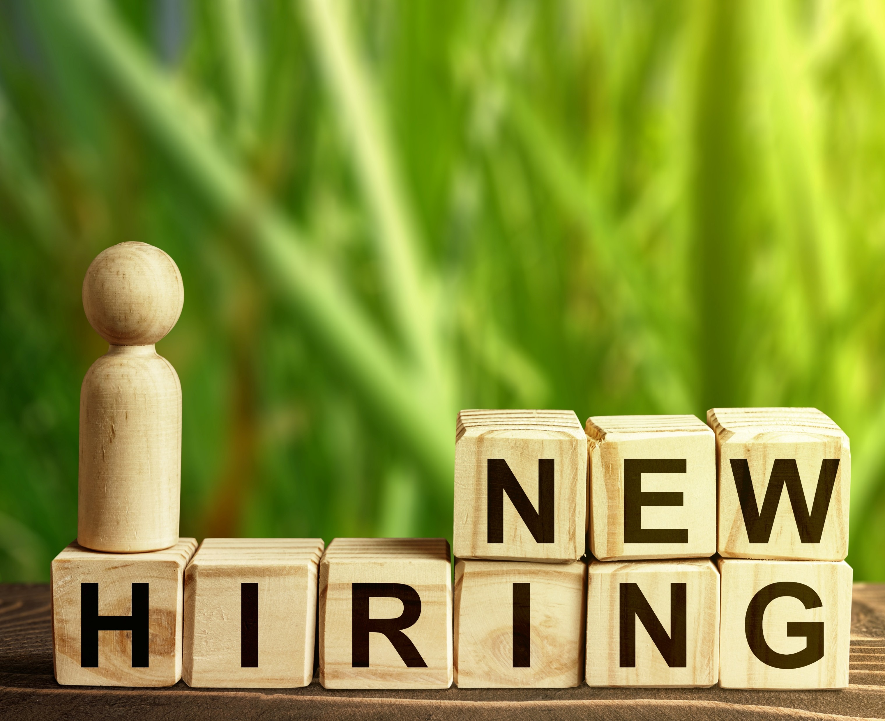 Hiring Your First Employee in the UK: A 10-Step Checklist for Small Businesses