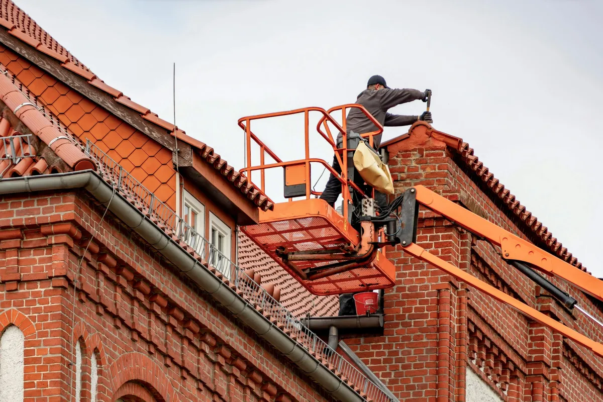 Living Hope Roofing Extend Roof Life in Portland