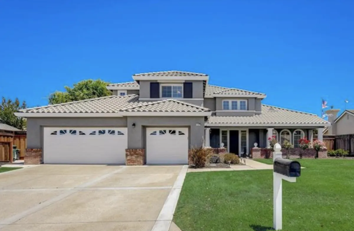 3 Ways to Improve Curb Appeal