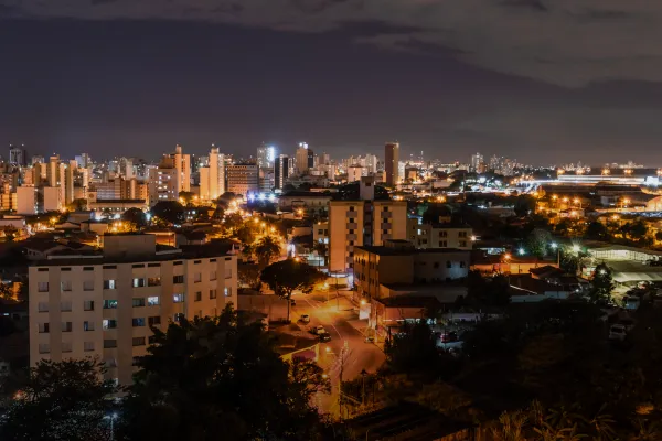 Edição 025 - 👉 Brasil à beira da liderança climática — mas o relógio da transição corre