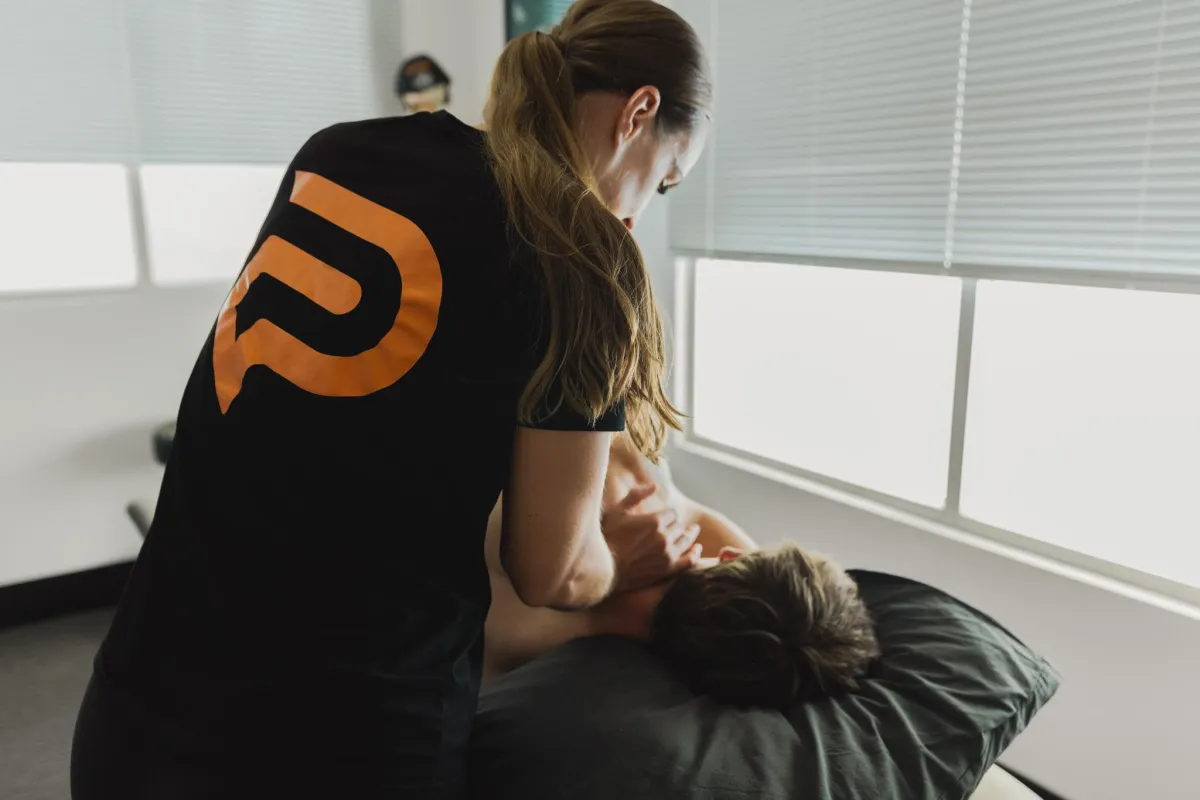 Expert Concussion Physio Treating Headache Symptoms