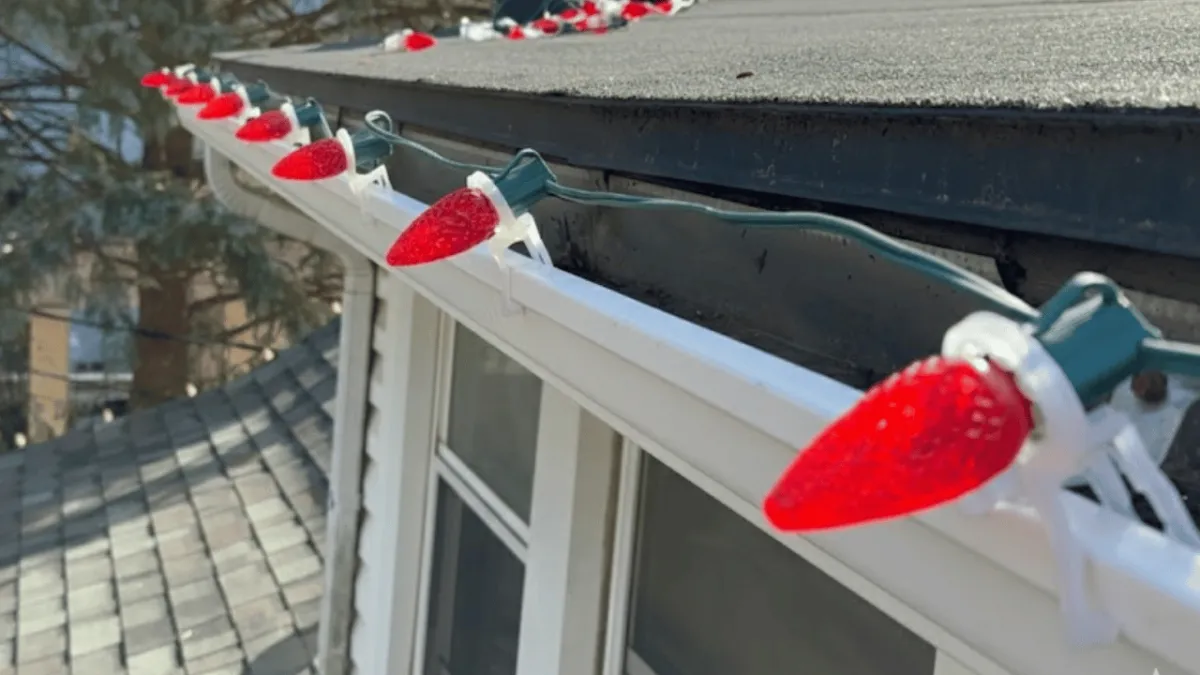 Christmas lights removal