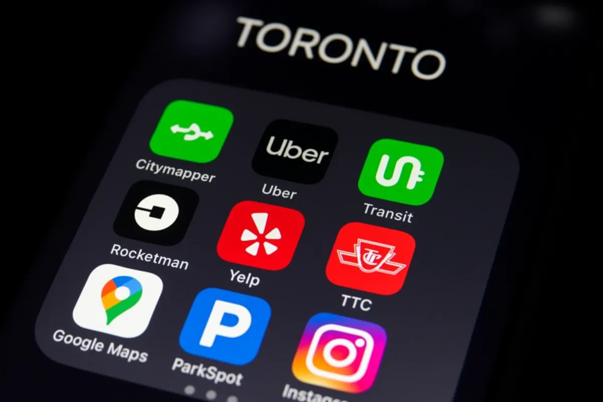Best Apps to Download Before Visiting Toronto (2025 Guide)