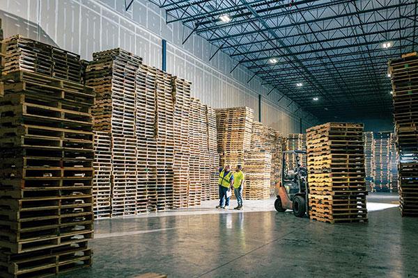 How to Choose a Reliable Courier Service in the UK: A Guide for Manufacturers, Fabricators & Shipping Businesses