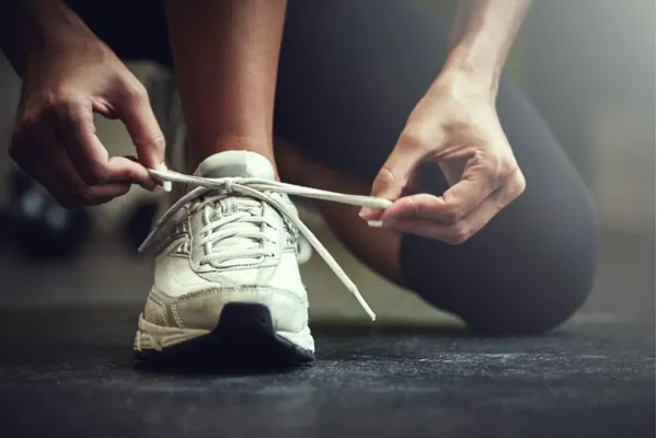 Tactical shoe lace tie