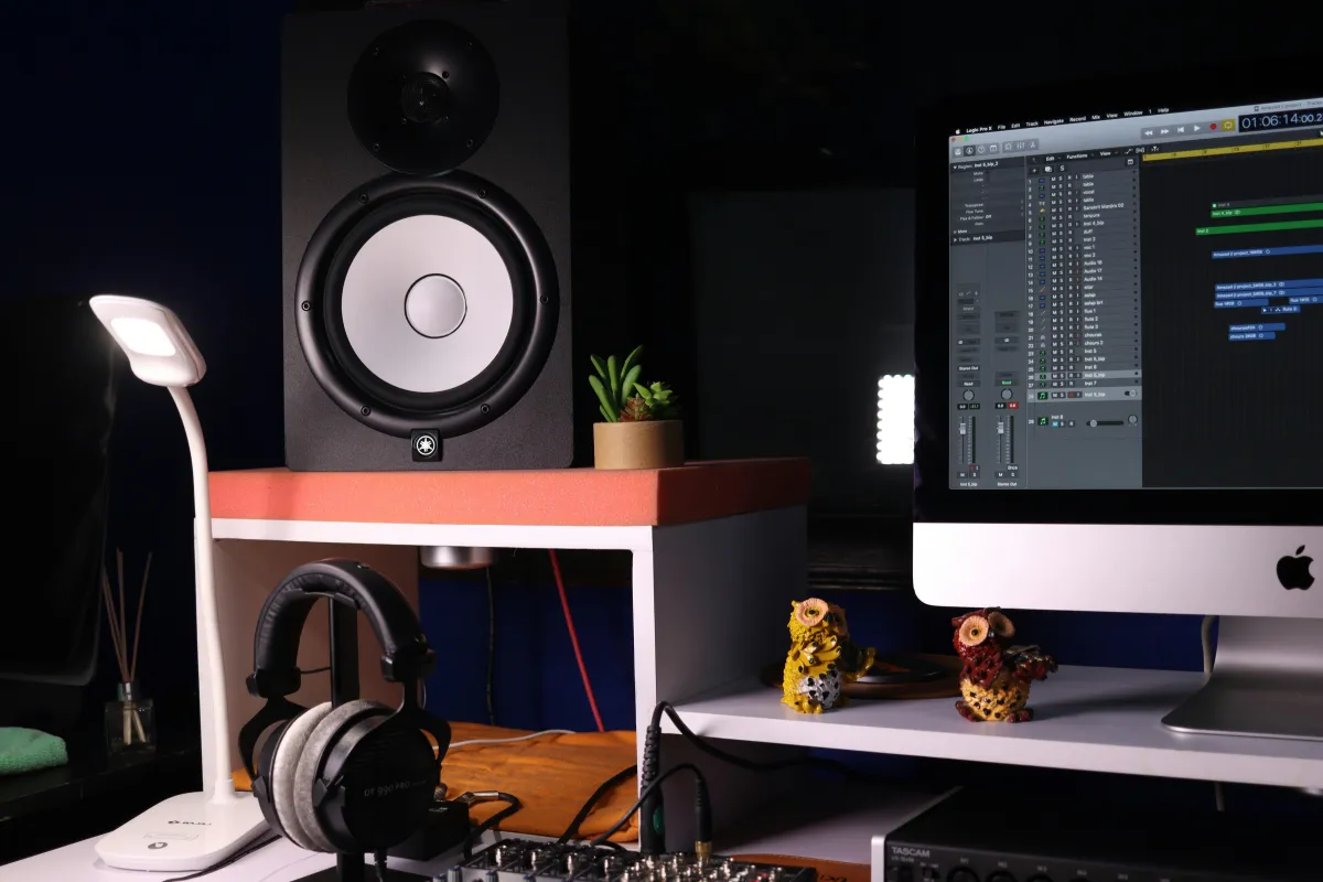 afinar voces logic pro