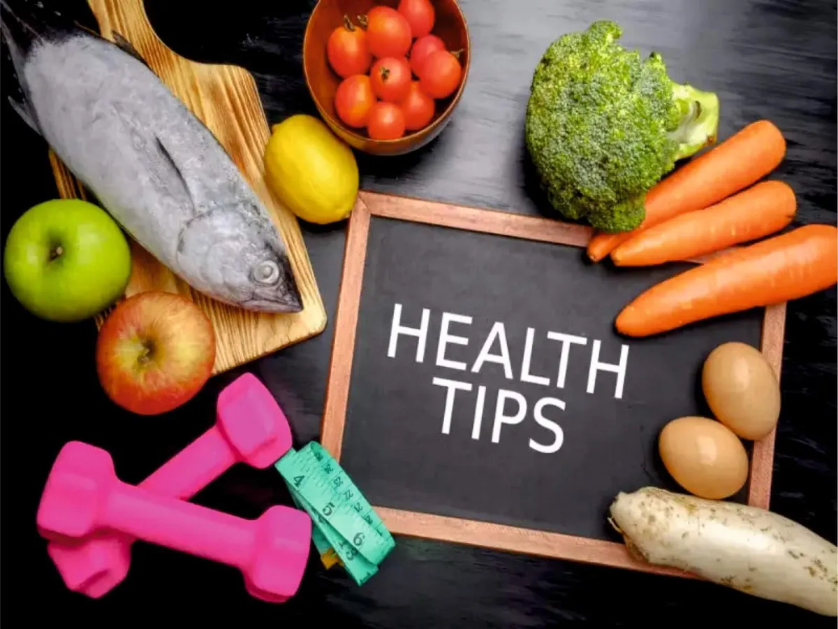 An image representing healthy living, with nutritious food, exercise equipment, and mindfulness practices.