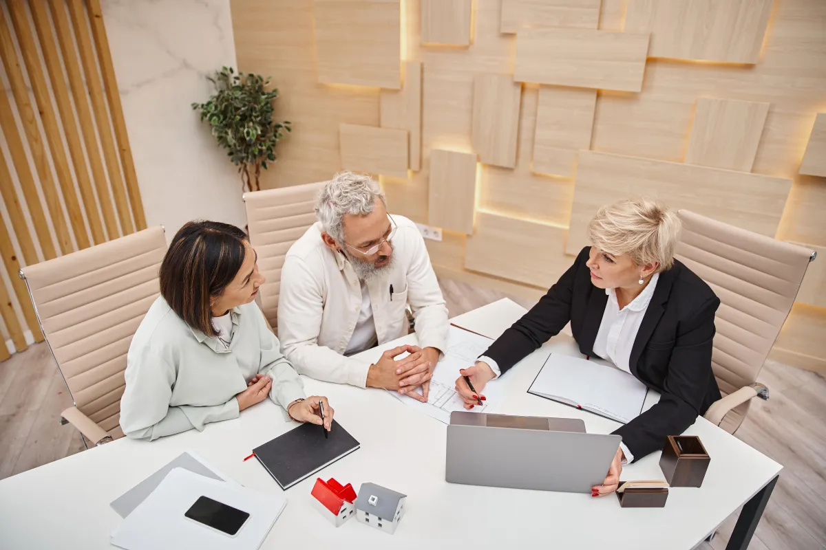 What Nobody Tells You About Closing Costs (And How to Avoid Getting Blindsided)