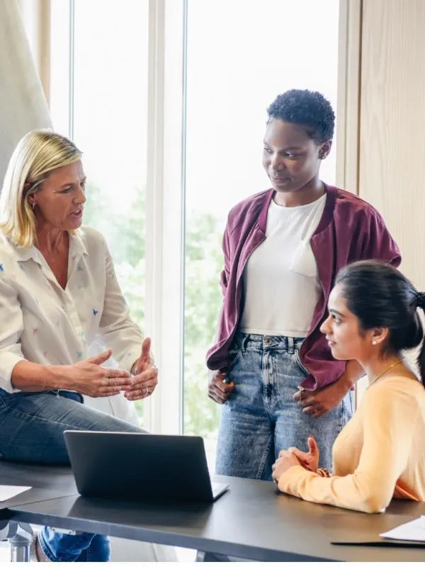 How Mentorships Can Help Minority Students Navigate College