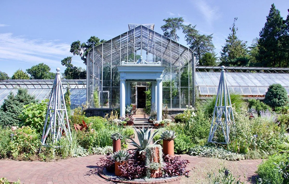 Chill, Explore & Recharge: Wave Hill Public Garden & Cultural Center