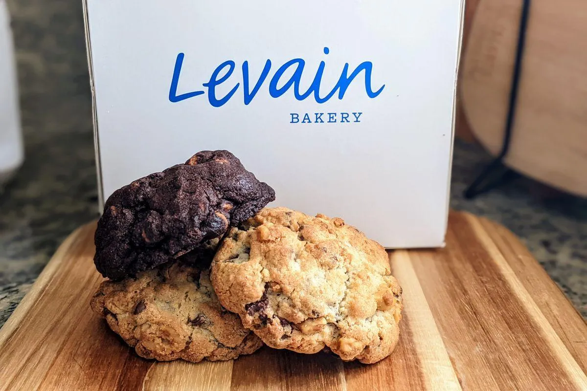 Levain Bakery: Upper West Side’s Cookie Wonderland You Can’t Miss