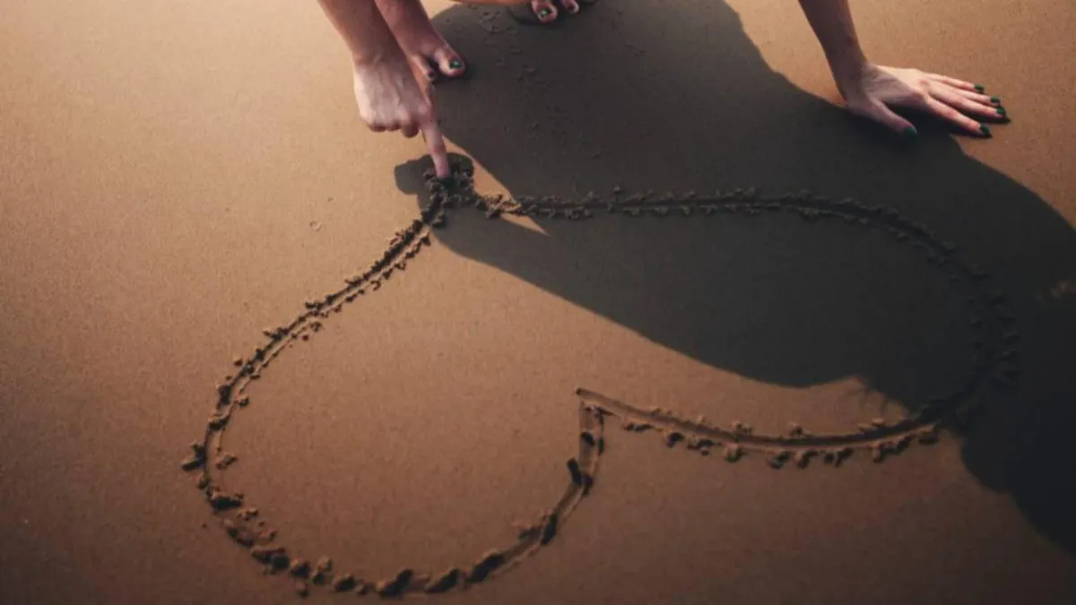 Heal Your Heart and Mind by Grounding on the Earth!