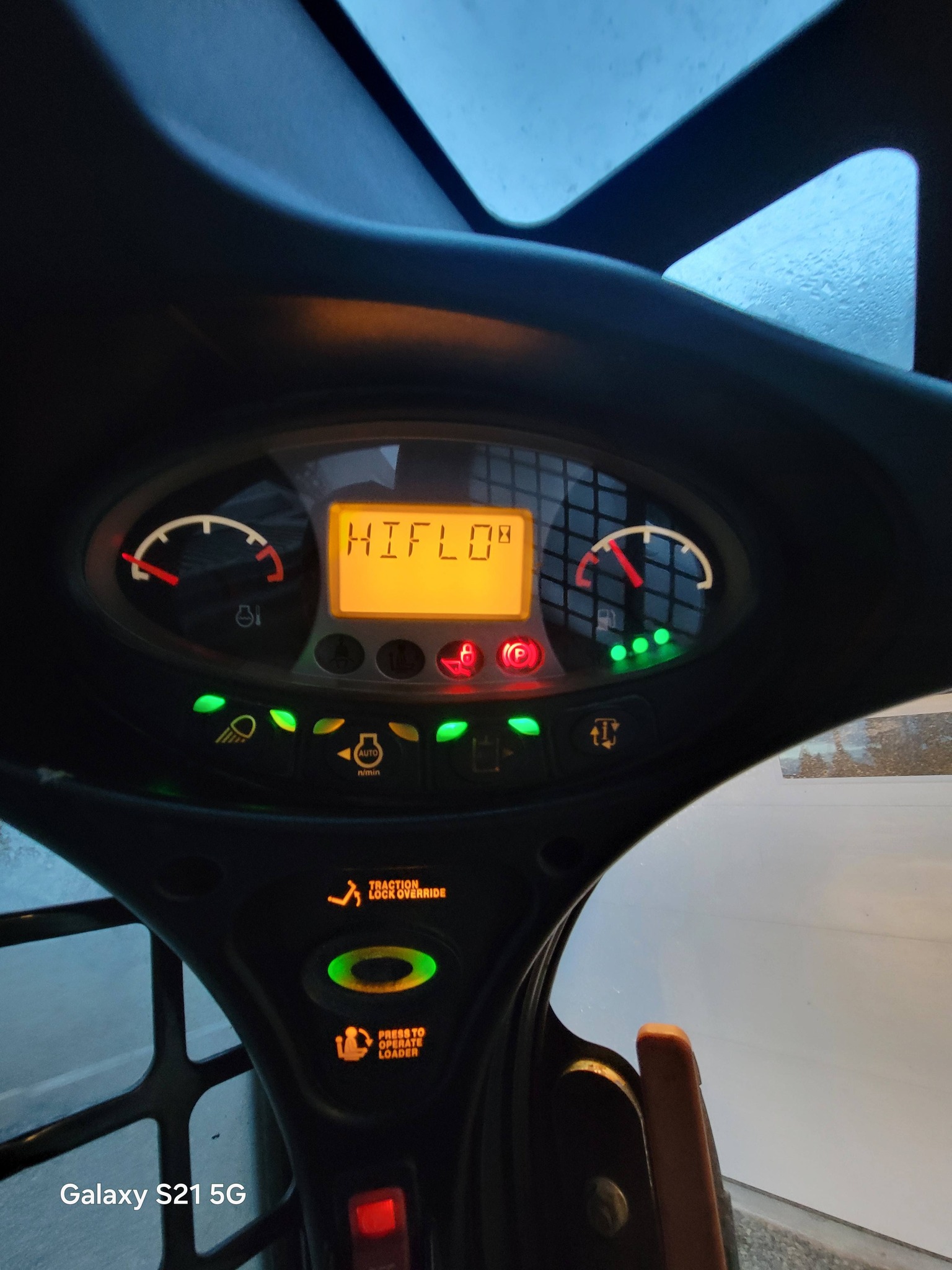 Bobcat S770 digital control panel and operational instrumentation display system