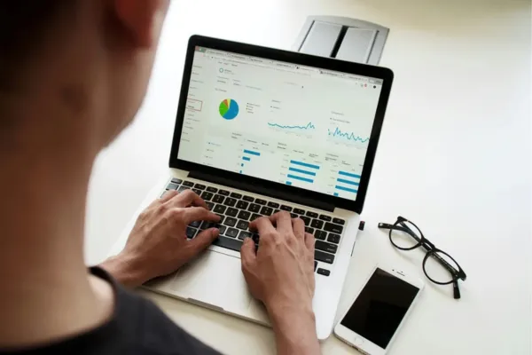 How to Master and Minimize Business Expenses Effectively