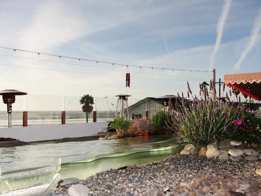 Designing Indoor-Outdoor Dining Spaces for San Diego Restaurants