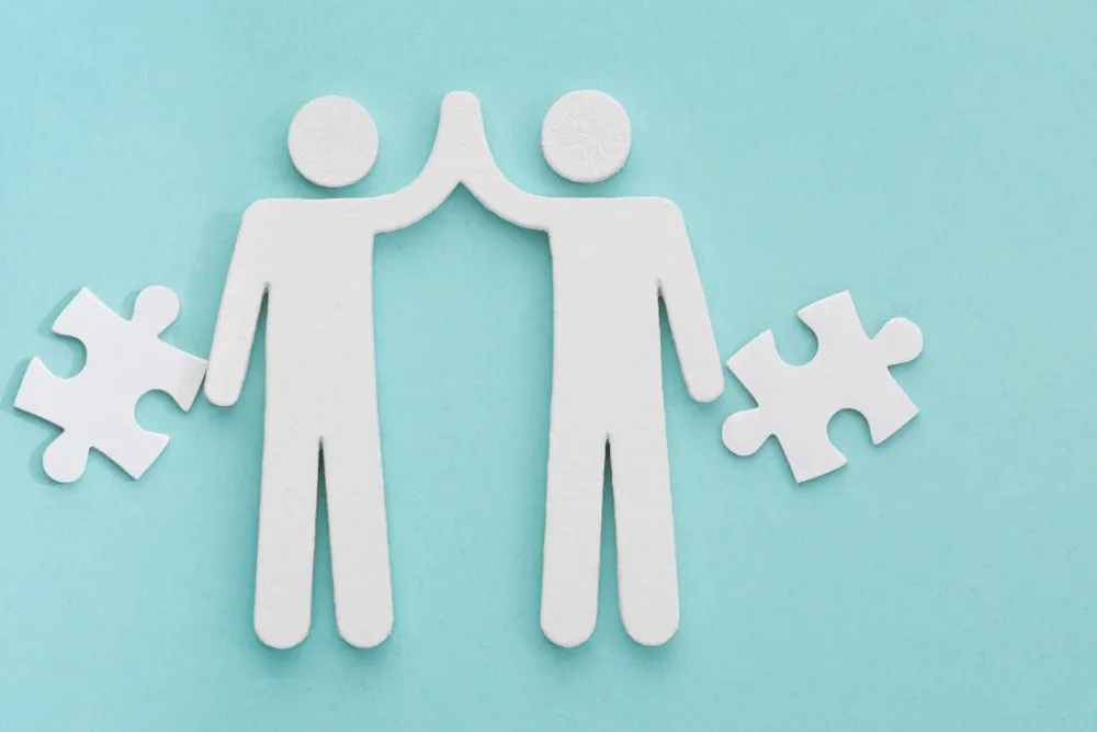 Del silencio incómodo a la confianza: fortalece tus relaciones