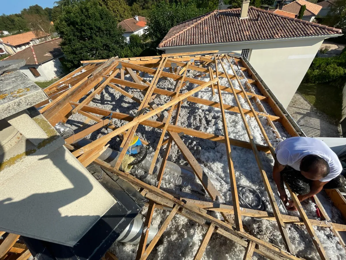 Les avantages d’une isolation efficace pour les bâtiments en Charente-Maritime