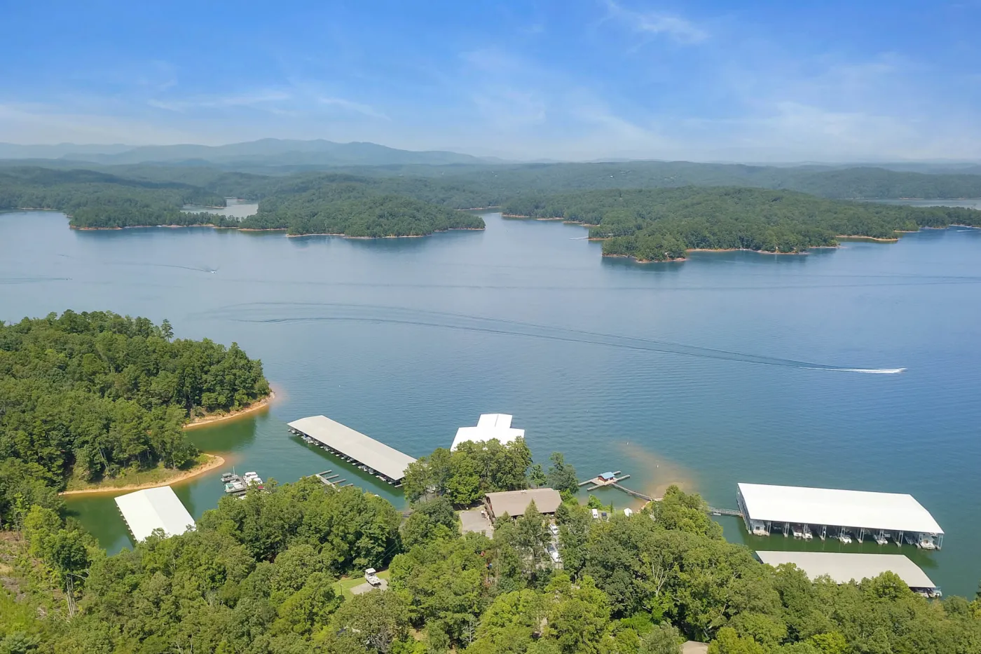 Dockside Bliss at Carter’s Landing Marina: Perry’s Hidden Gem