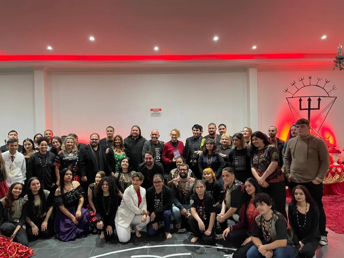 Grupo se reune em gira solidária