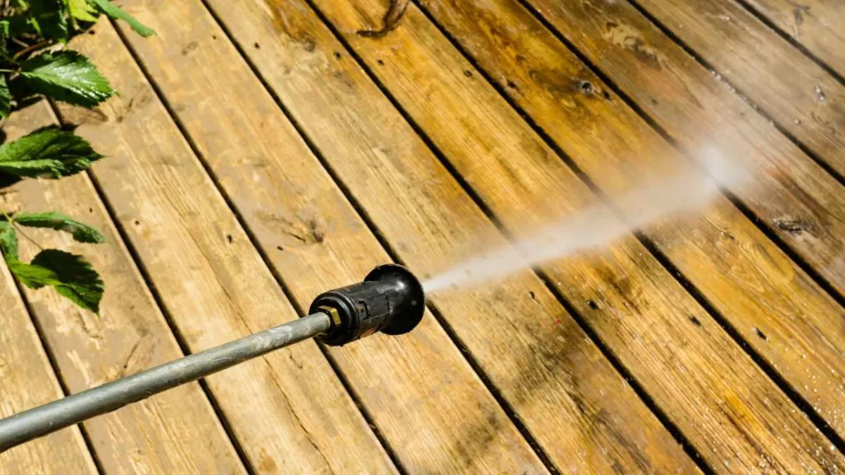 Selling Your Home? Boost Curb Appeal with Power Washing
