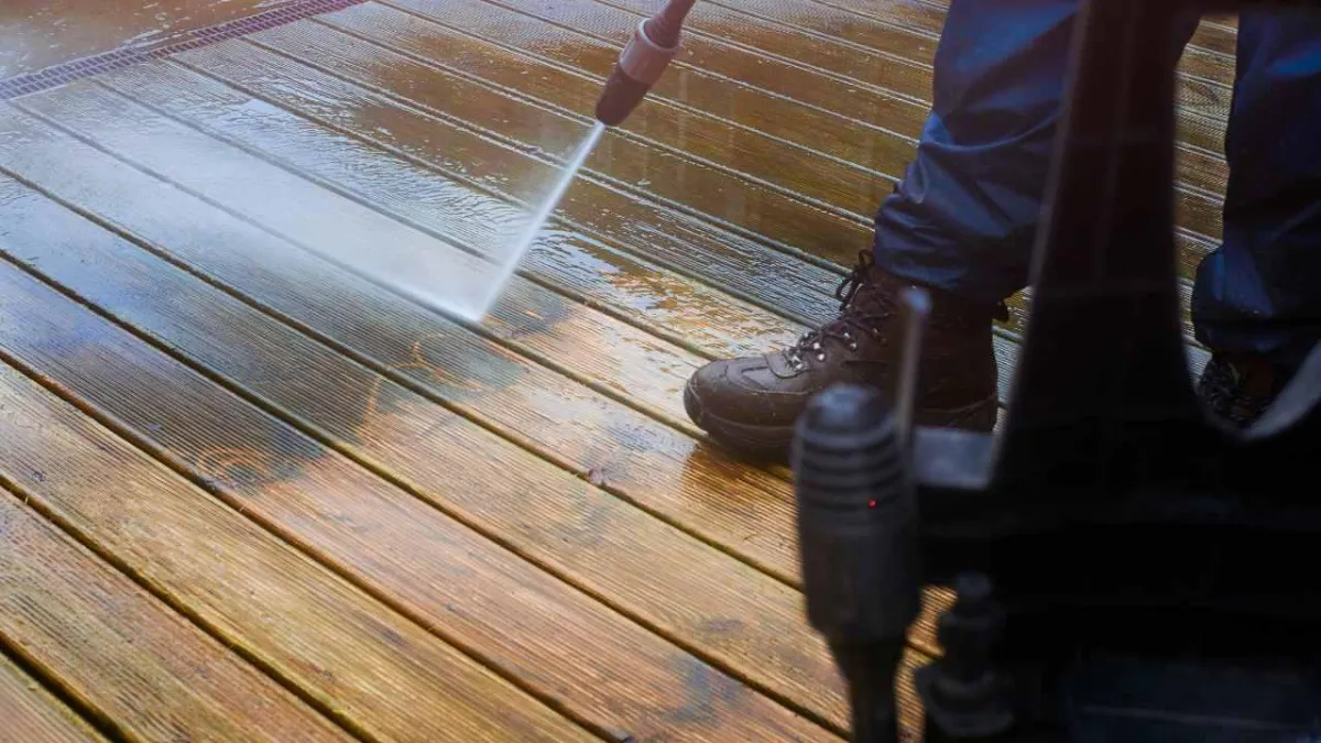 How to Prep Your Deck for Staining After Power Washing