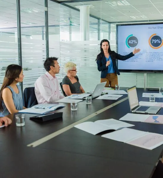 How Corporate Professionals Can Evaluate Franchise Opportunities Like an Expert