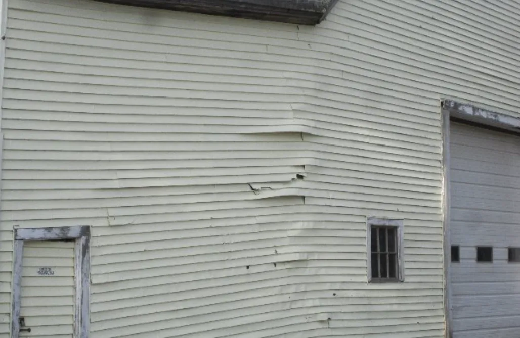 loose siding