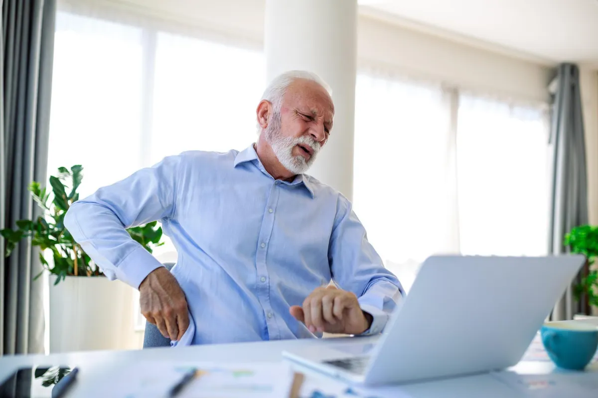 5 Upper Back Pain Causes: Unravelling Your Discomfort