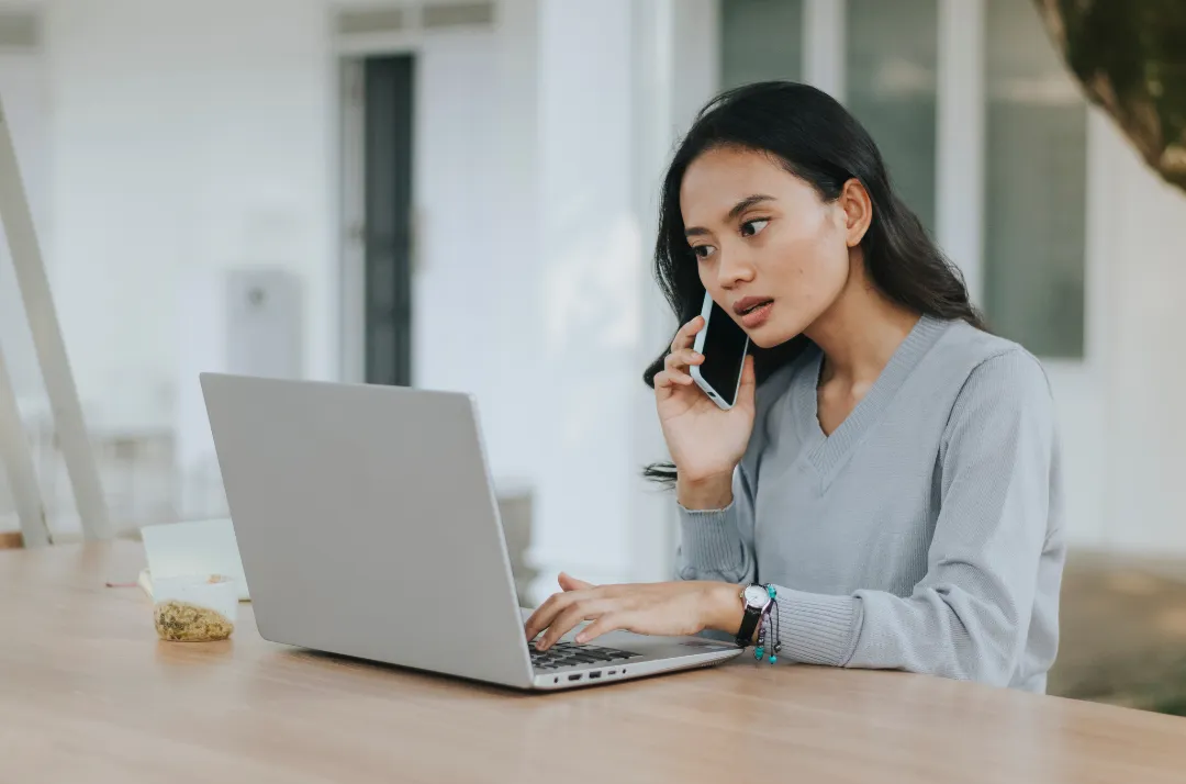 Cold emailing and cold messaging