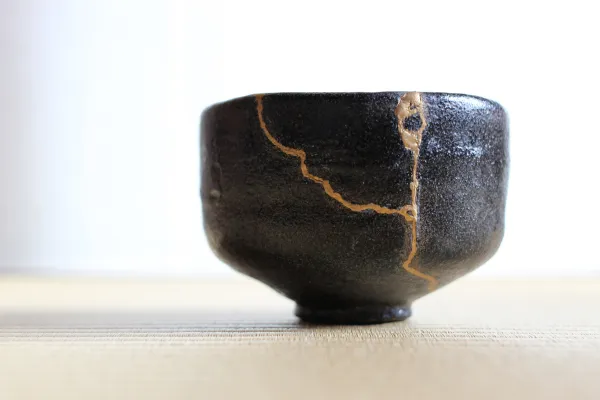 Cracked Pottery