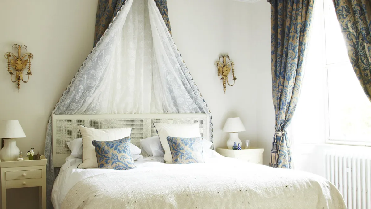 How to Work with Historic Fabrics and Furnishings in Homes and Hotels