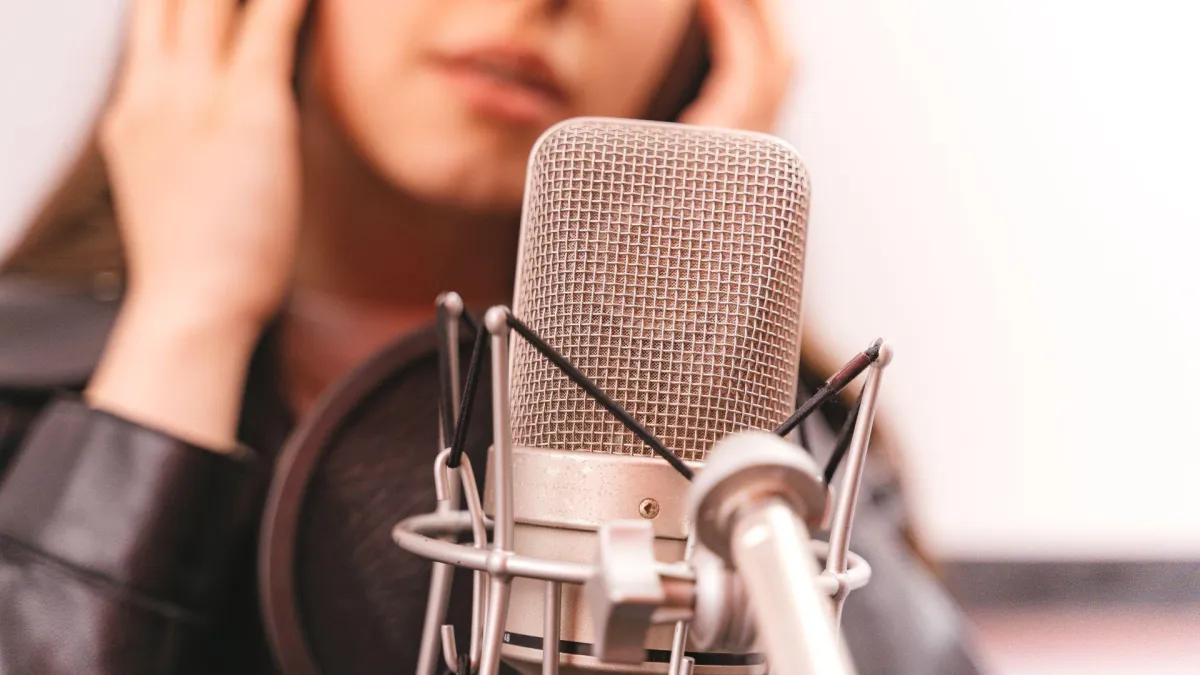 hold long notes when singing, breath support