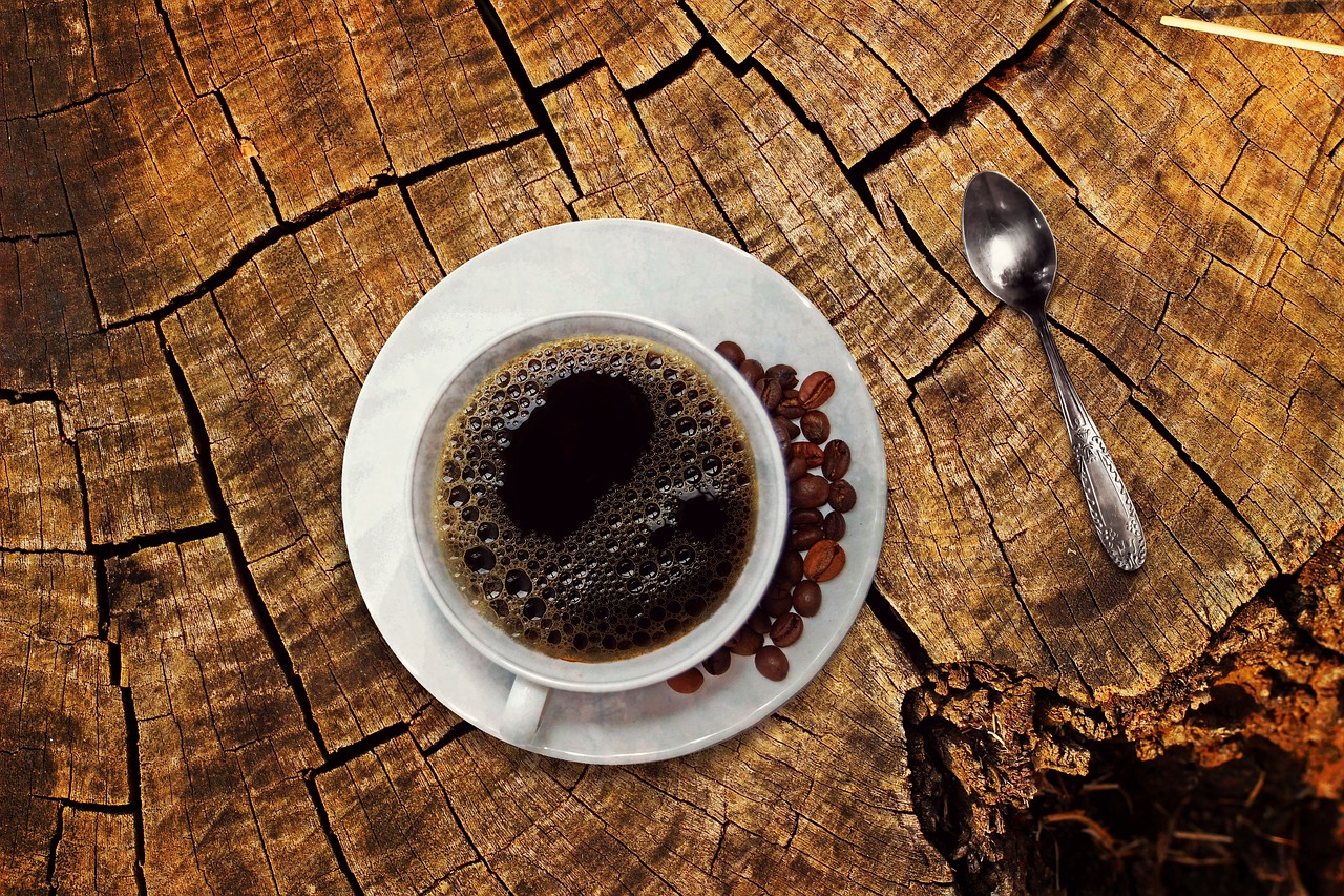 What Caffeine Really Does to Your Voice: A Singer’s Two-Week Experiment