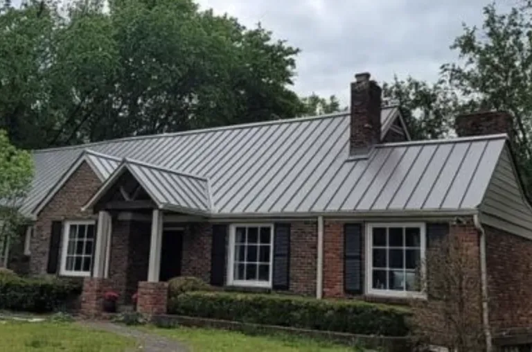 metal replacement roof on house in Round Rock Texas
