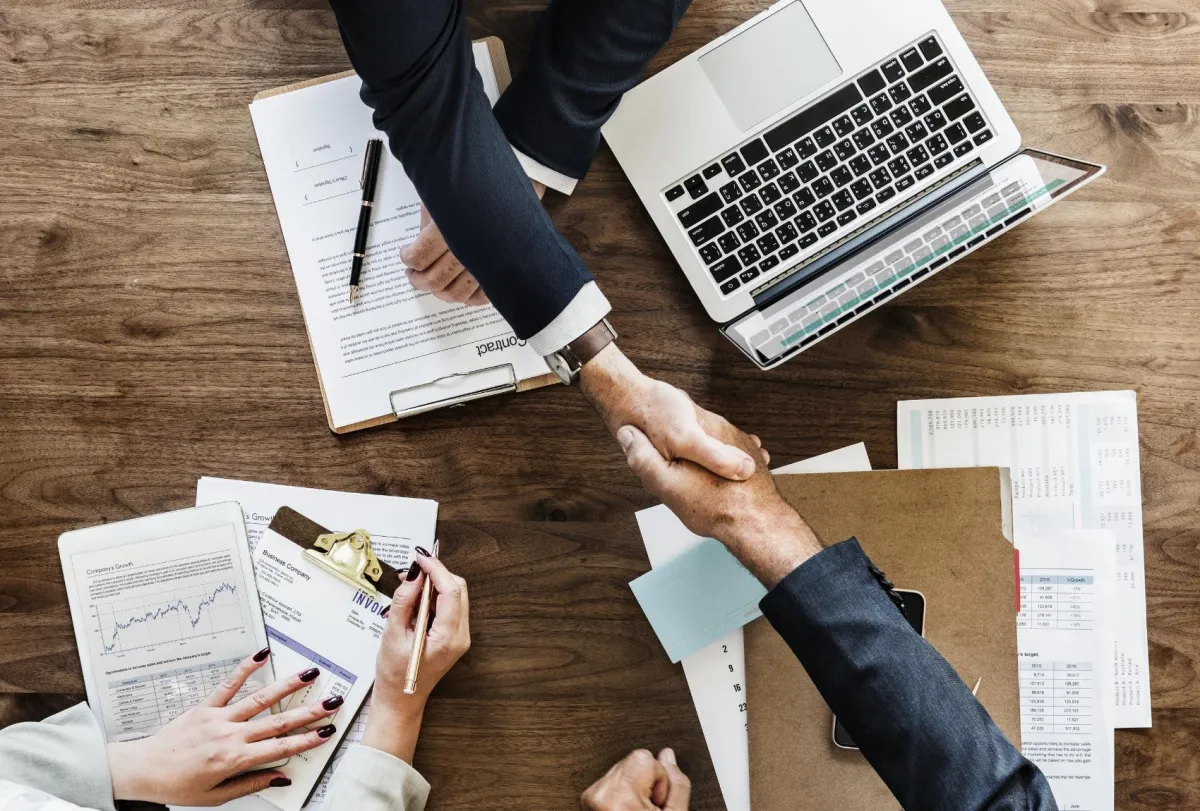 Fractional CIO vs full-time hire cost comparison for mid-market companies - Mike Martin Top Down Strategies