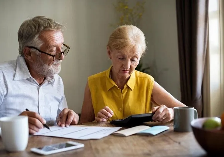 How to Choose the Best Retirement Planner for Your Future