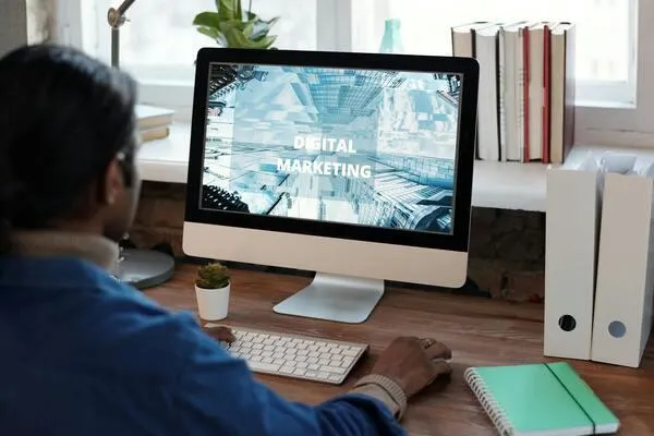 Computer screen displaying digital marketing strategies for converting organic traffic into sales.