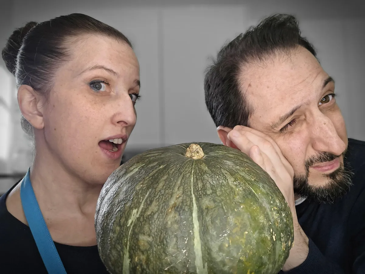 Dave & Vallì Holding a pumpkin