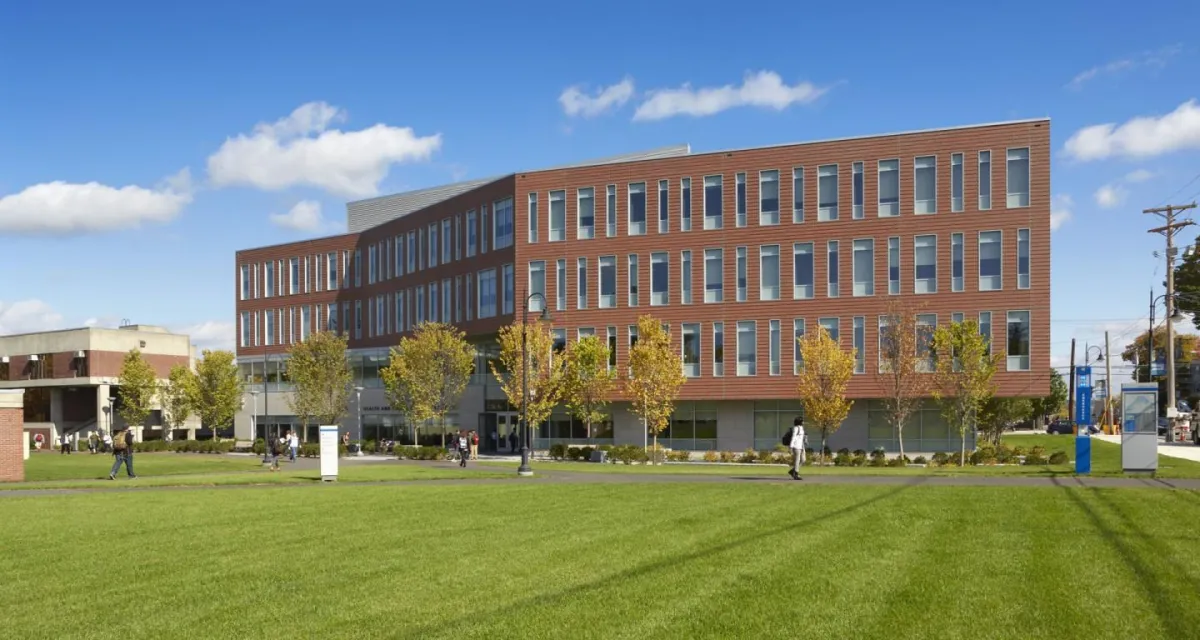 UMass Lowell Campus: Where Innovation Meets Community