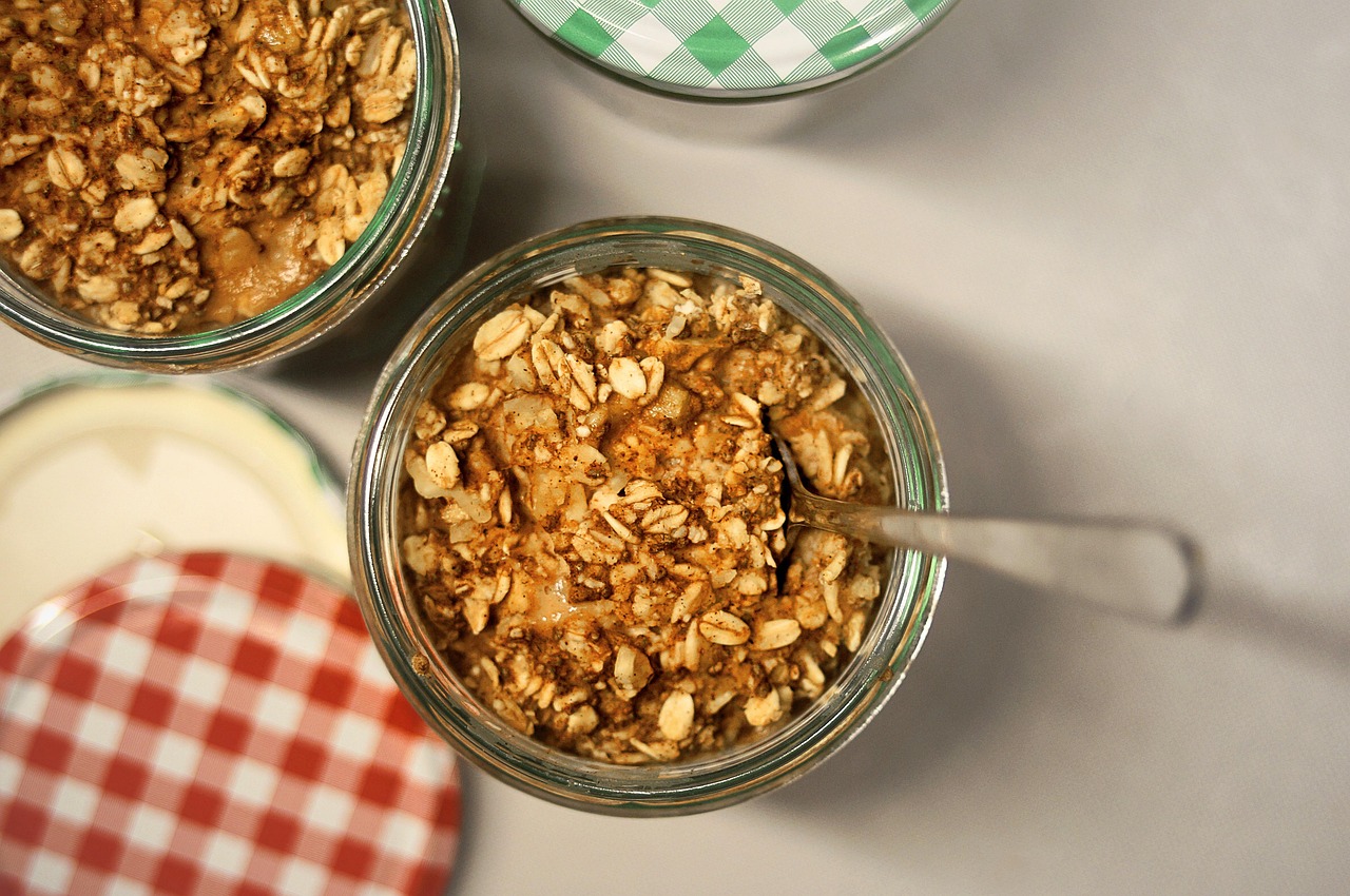 Sugar and Oats: Finding the Healthy Balance in Your Breakfast Bowl