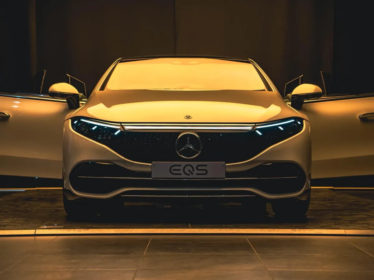 Pushing the Boundaries of Electric Mobility: Mercedes-Benz EQS with Solid-State Batteries Achieves Astonishing 750-Mile Range