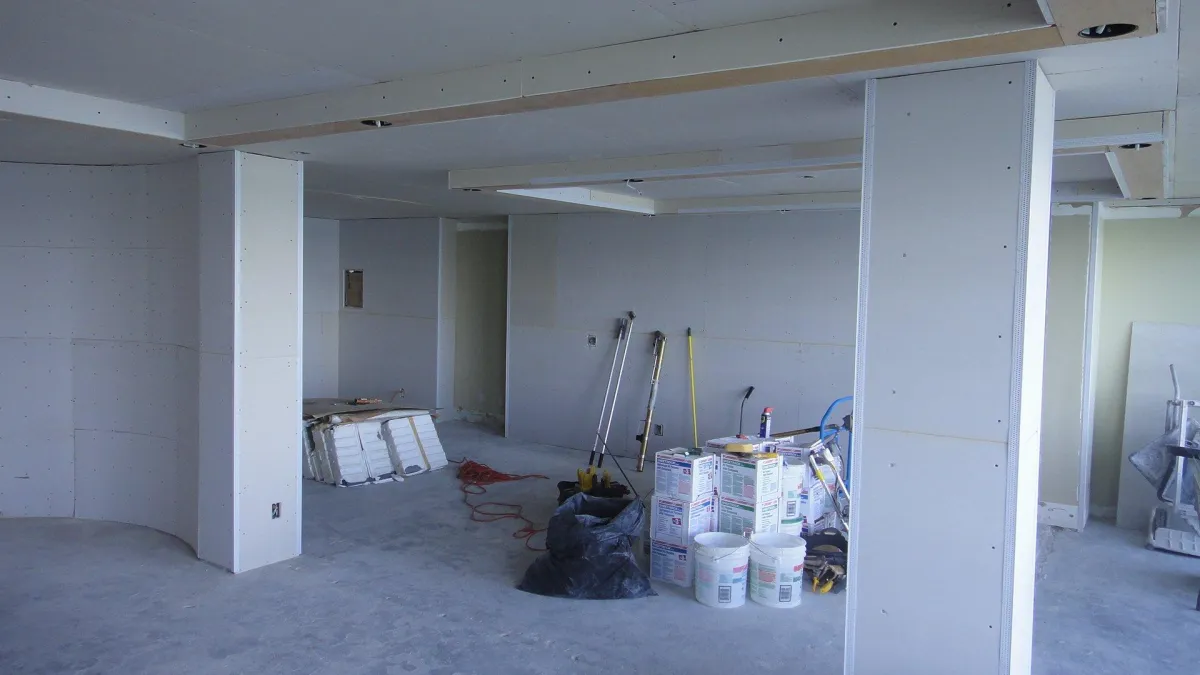 Water Damage and Mold: When to Repair and When to Replace Drywall in Hawaii
