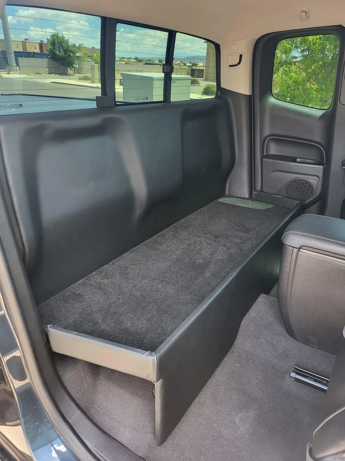 Restored SUV flooring upholstery - black and cotton material