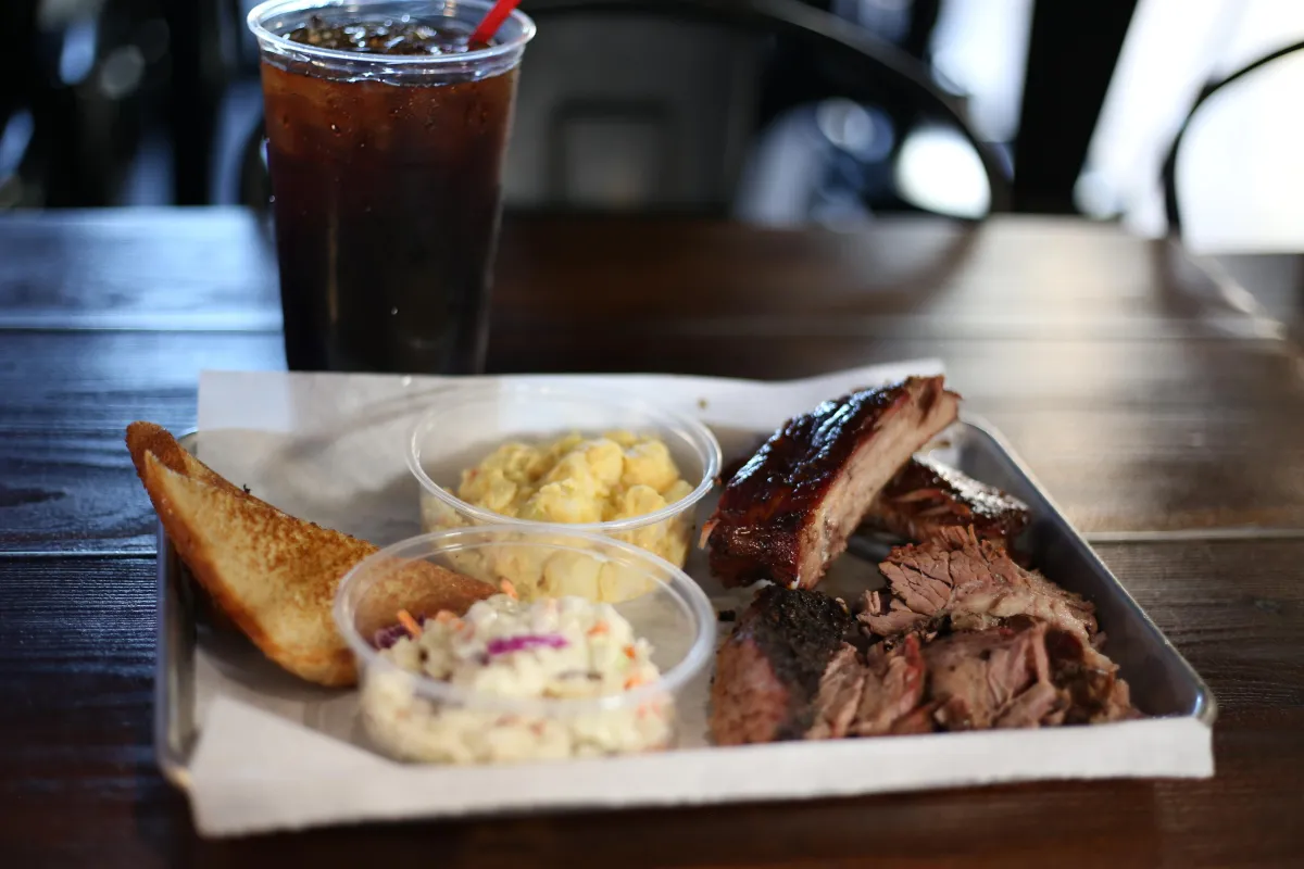 Best BBQ Sides in Las Vegas: Smokin T's BBQ & Bar Has It All