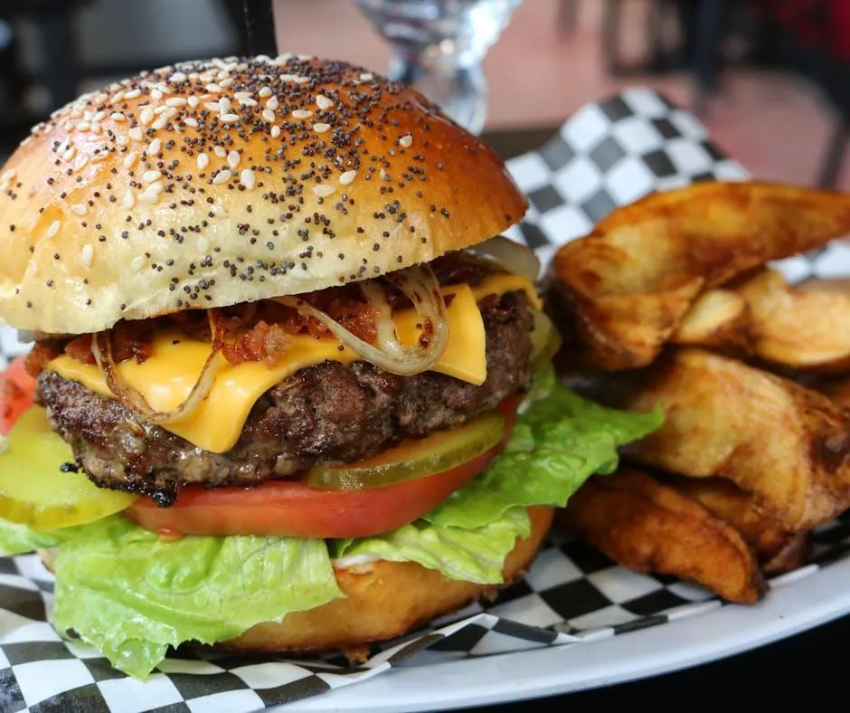 SmokinT’s BBQ & Bar